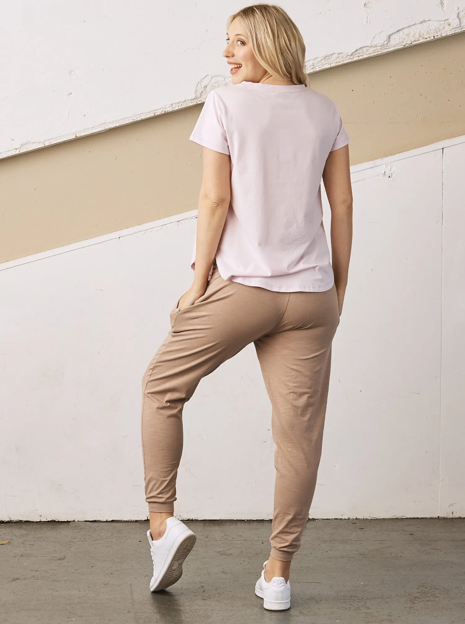 Basic Maternity Cotton T-shirt - Soft Pink