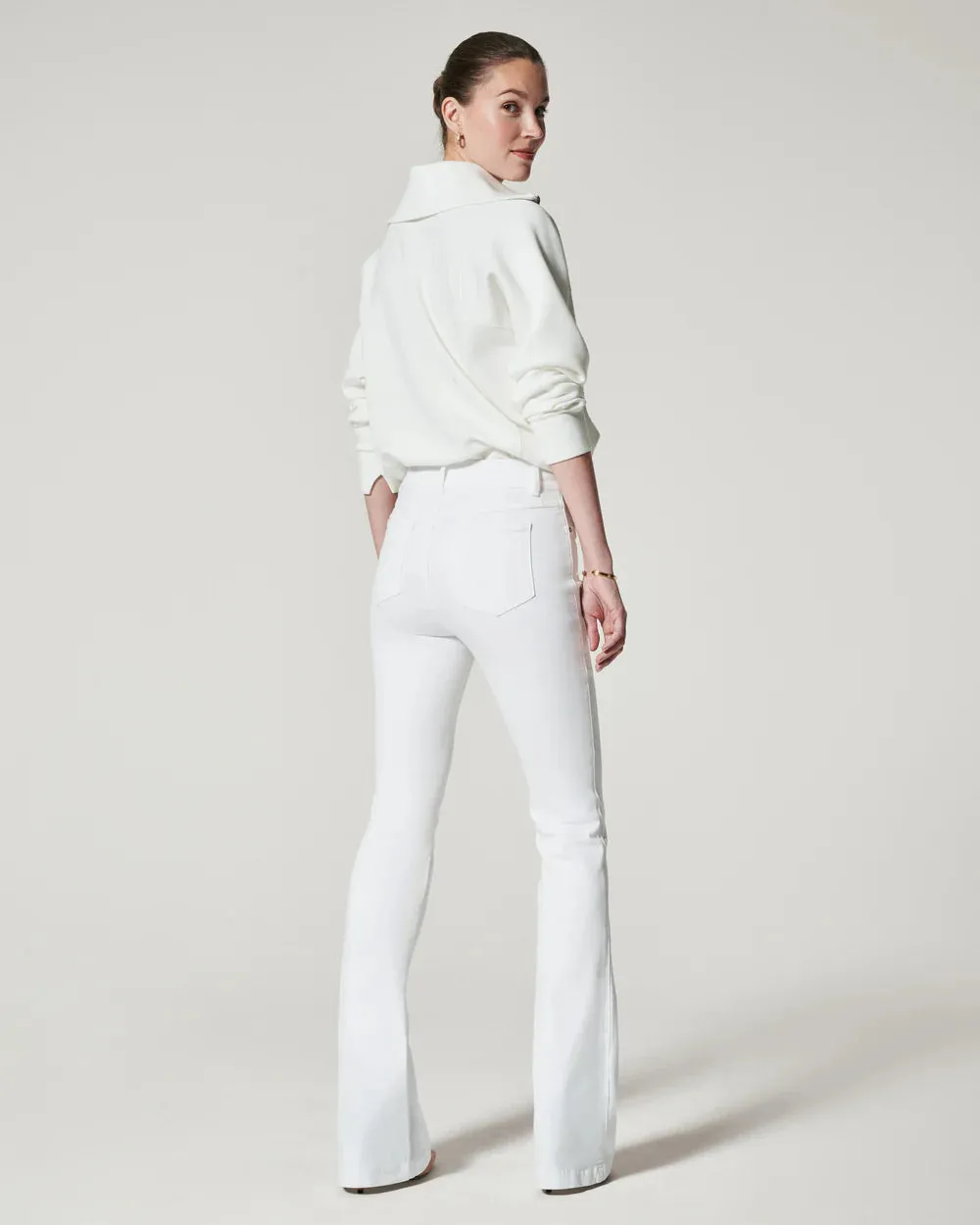 Flare Jeans: White