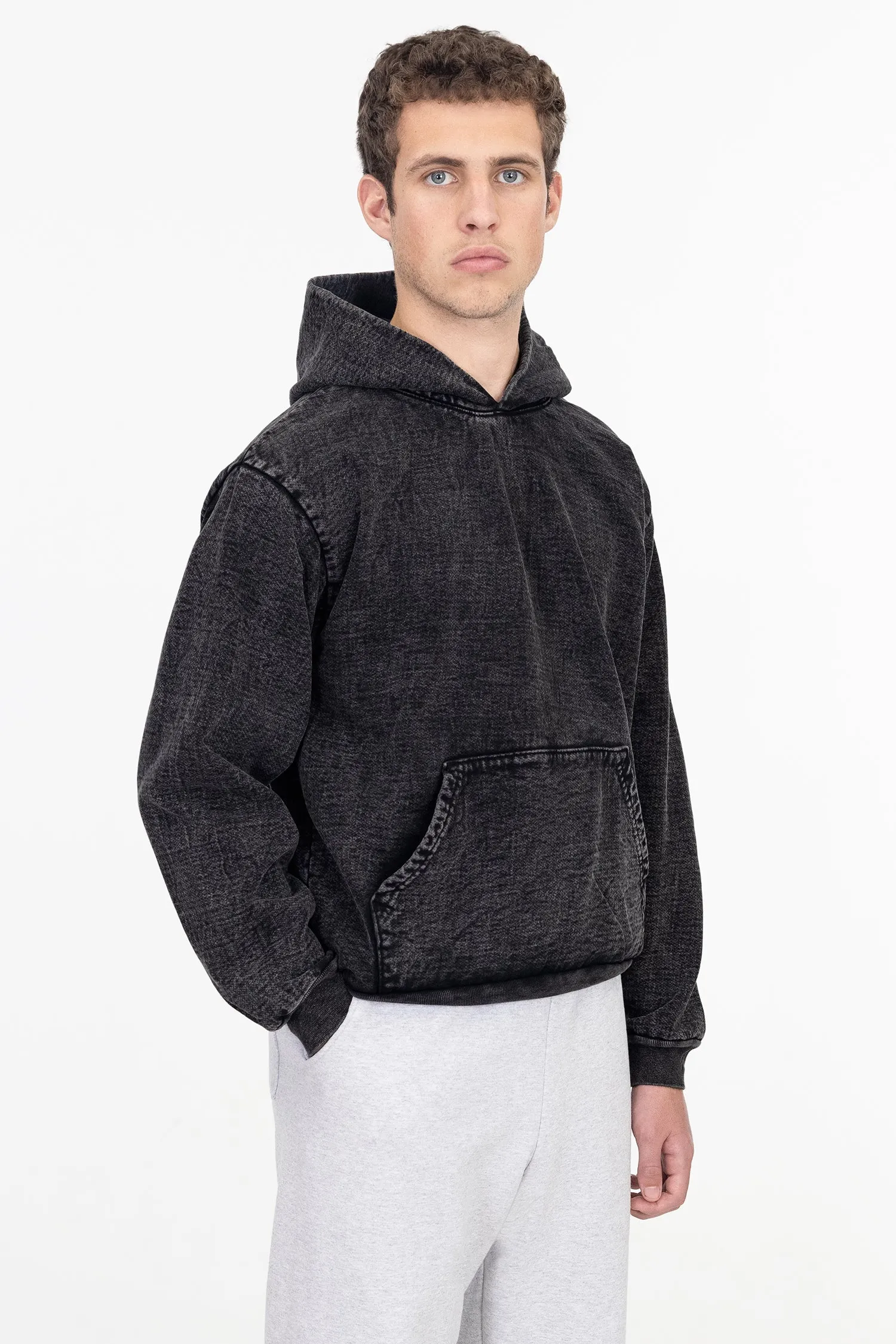 HF09 - Heavy Fleece Hoodie (Mineral Wash)