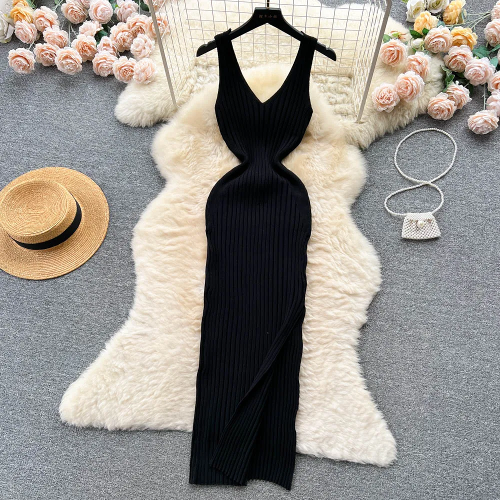 V neck sleeveless knitted dress