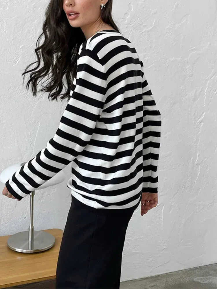 Women Striped Print Versatile Loose Fashion O-neck Long Sleeve Sweater